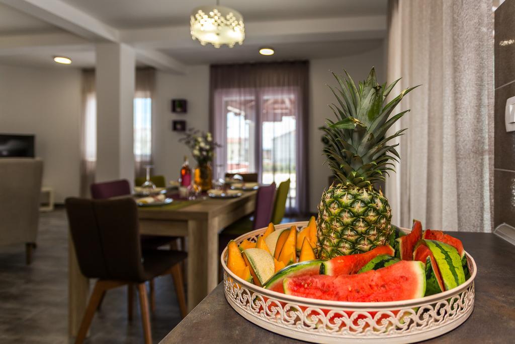 Villa Rusula Rudine  ภายนอก รูปภาพ